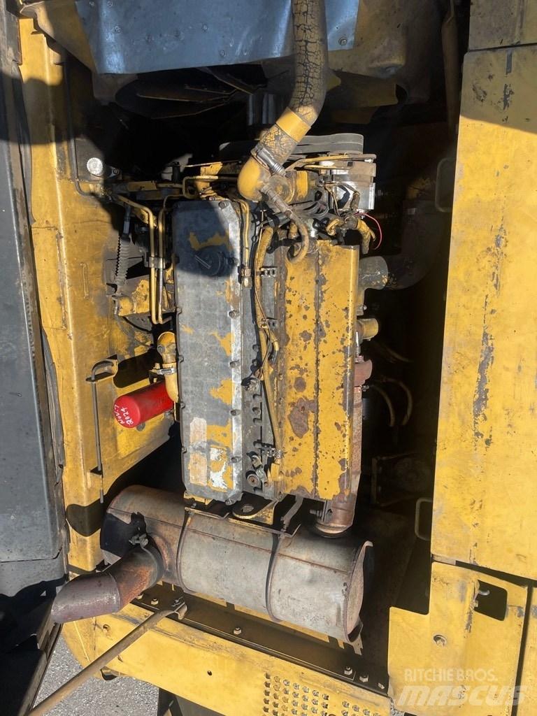 CAT 325 B L Bageri guseničari