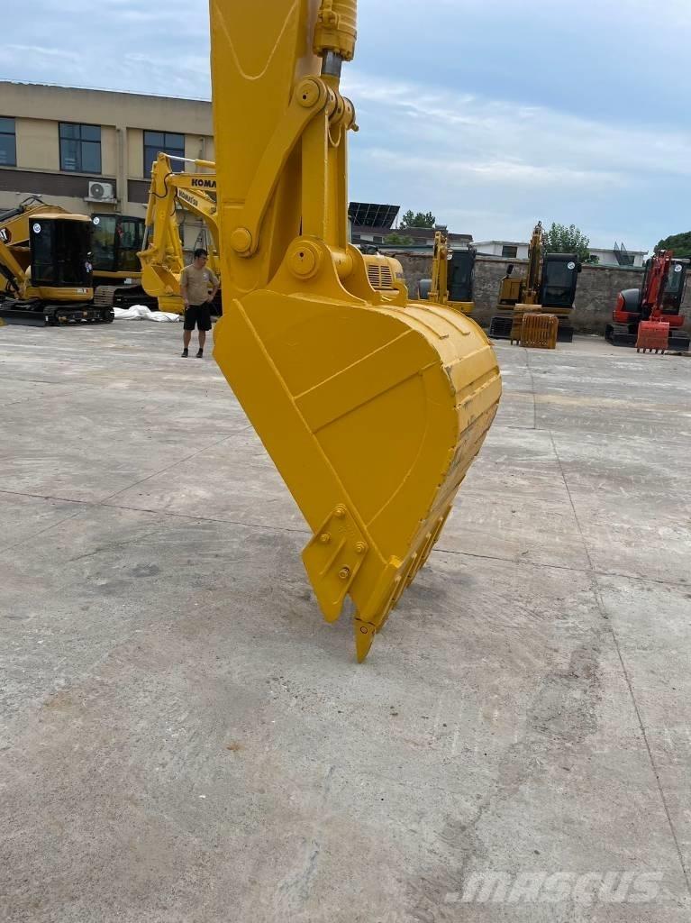 Komatsu PC 220-7 Bageri guseničari