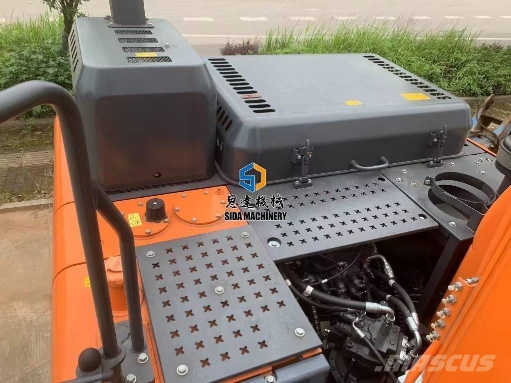 Develon DX 215 Midi bageri 7t – 12t
