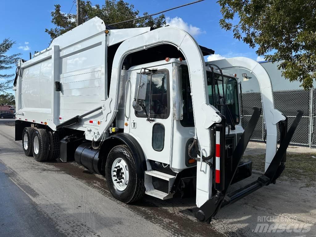 Mack MRU 613 Kamioni za otpad