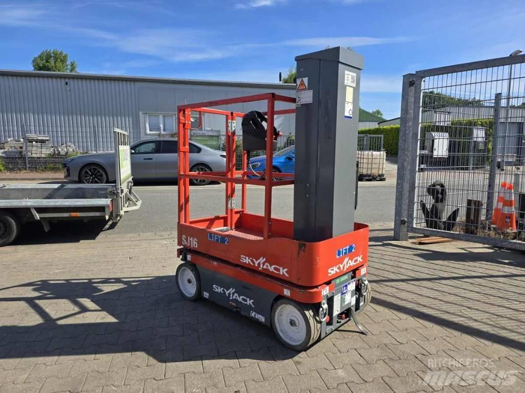 SkyJack SJ 16 Jarbolne penjajuće platforme