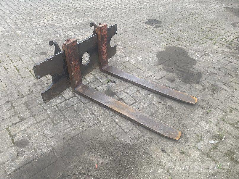 GiANT V 451 T Mini utovarivači