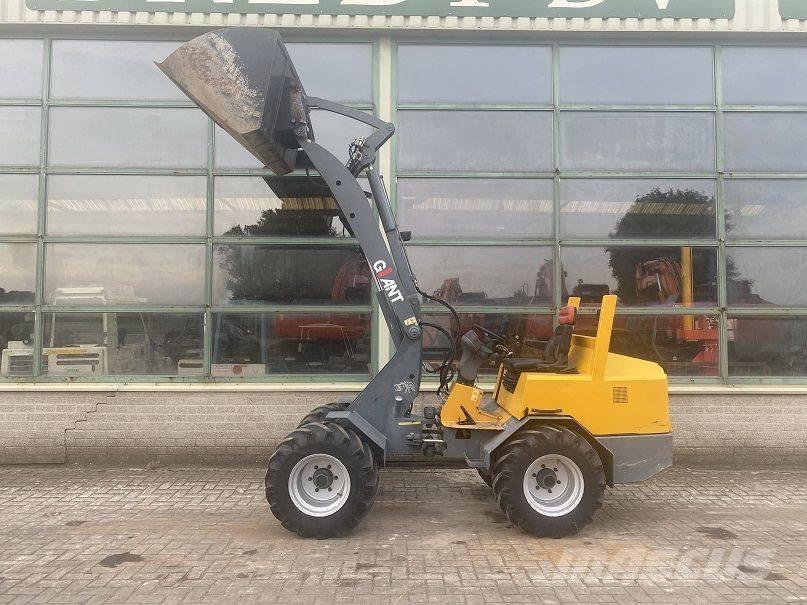 GiANT V 451 T Mini utovarivači