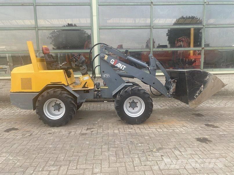 GiANT V 451 T Mini utovarivači