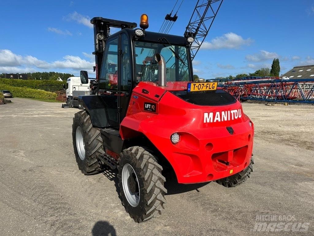Manitou M 30.4 Vanterenski viljuškar