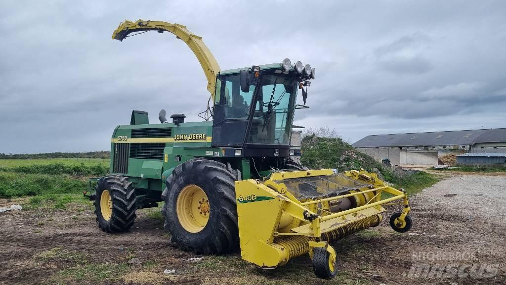 John Deere 6750 Kombajni za stočnu hranu