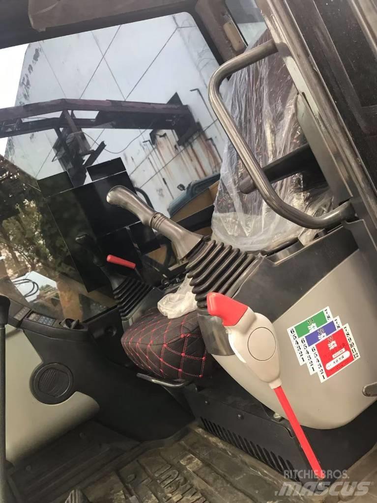 Komatsu PC 70 Bageri guseničari