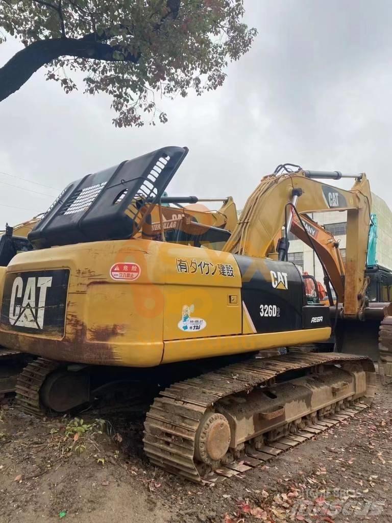 CAT 326 D2 Bageri guseničari