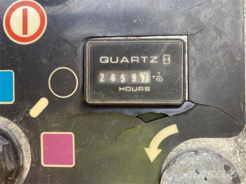 JLG 1250AJP Zglobne podizne platforme