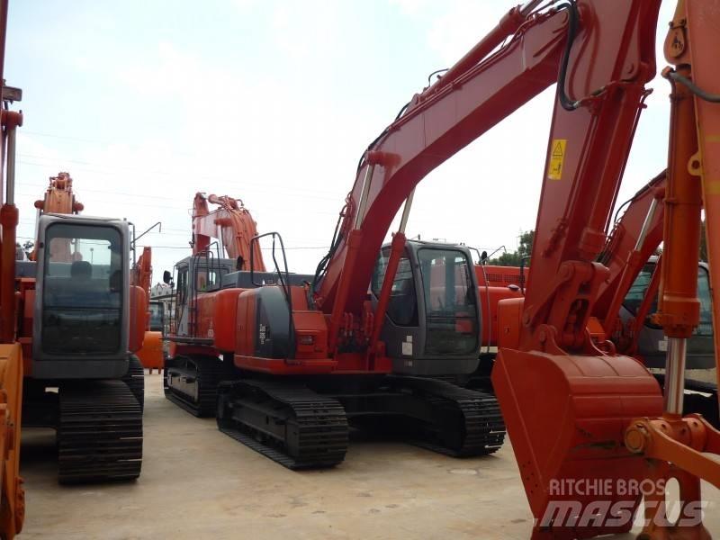 Hitachi ZX 225 US Bageri guseničari