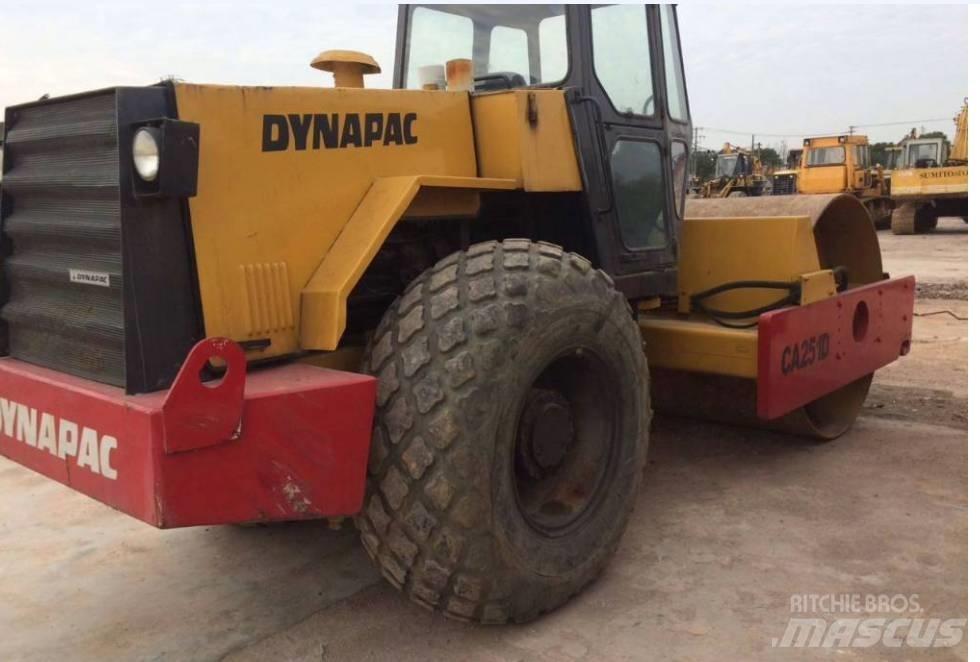 Dynapac CA 251 D Valjci sa jednim bubnjem