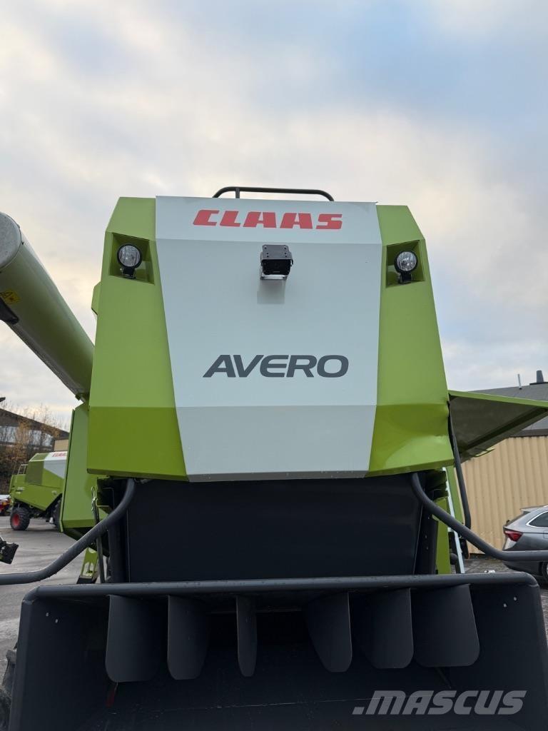 CLAAS Avero 240 Kombajni