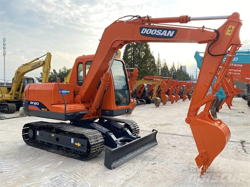 Doosan DH 80 Bageri guseničari