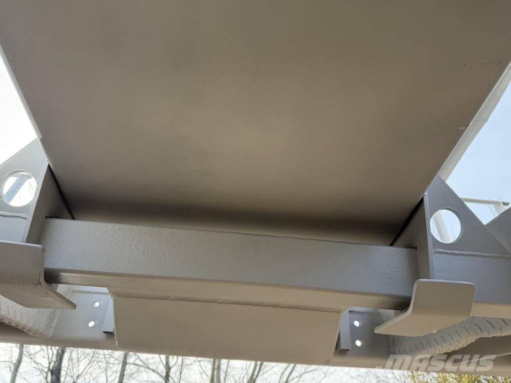 Mercedes-Benz Actros Kamioni za prevoz šumarskih mašina