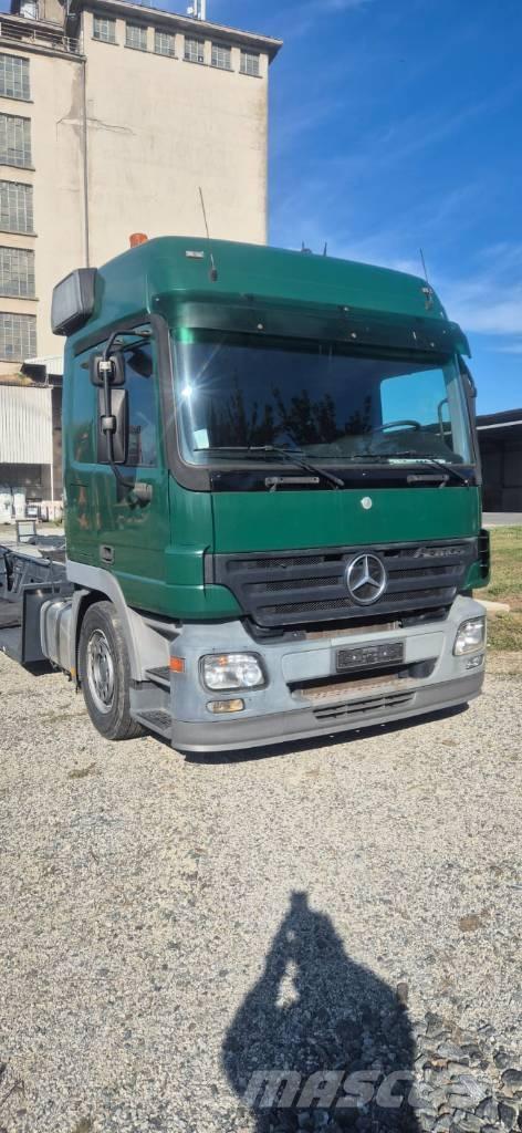 Mercedes-Benz Actros Kamioni za prevoz šumarskih mašina