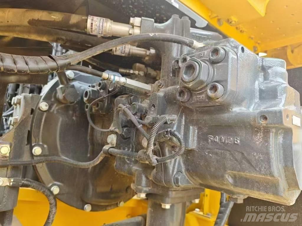 Komatsu 360-8 Bageri guseničari