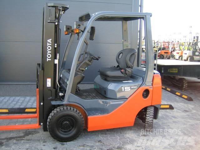 TOYOTA 028FGF15 Plinski viljuškari