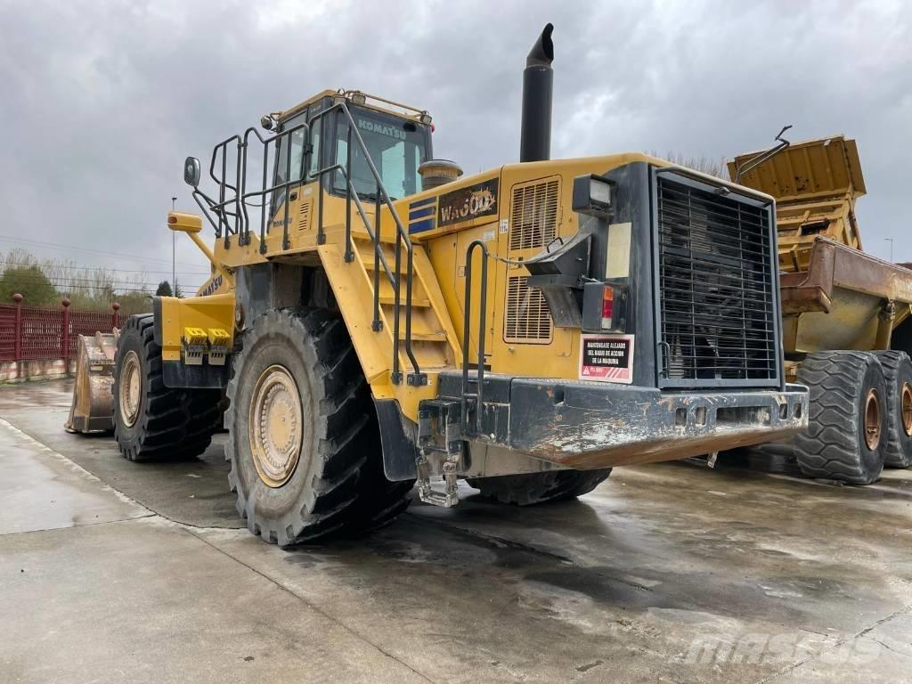 Komatsu WA 600-6 Utovarivači na točkove