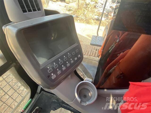 Hitachi ZX240H Bageri guseničari