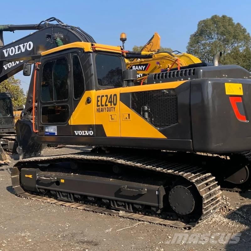 Volvo EC 240 Bageri guseničari