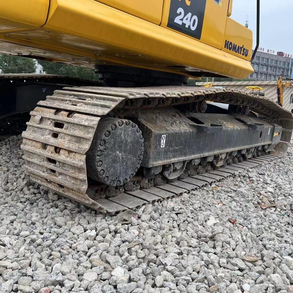 Komatsu PC 240 Bageri guseničari