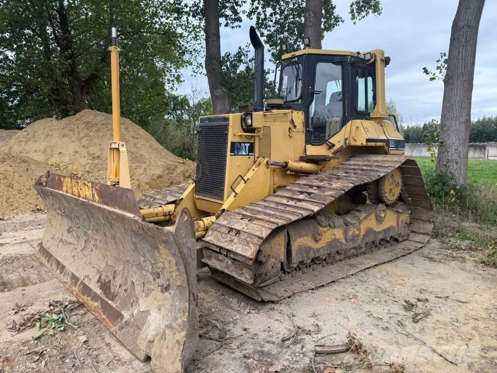 CAT D5H Buldožeri guseničari