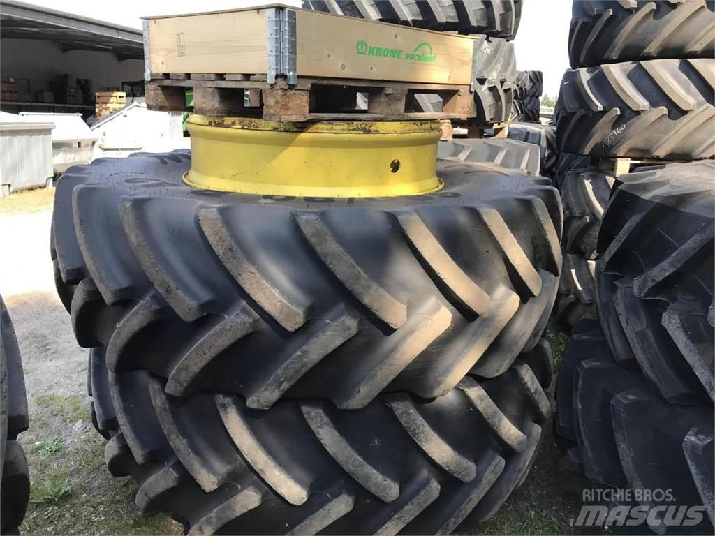 Mitas 680/80R42 Gume, točkovi i felne