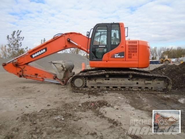 Doosan DX 235 LCR Bageri guseničari