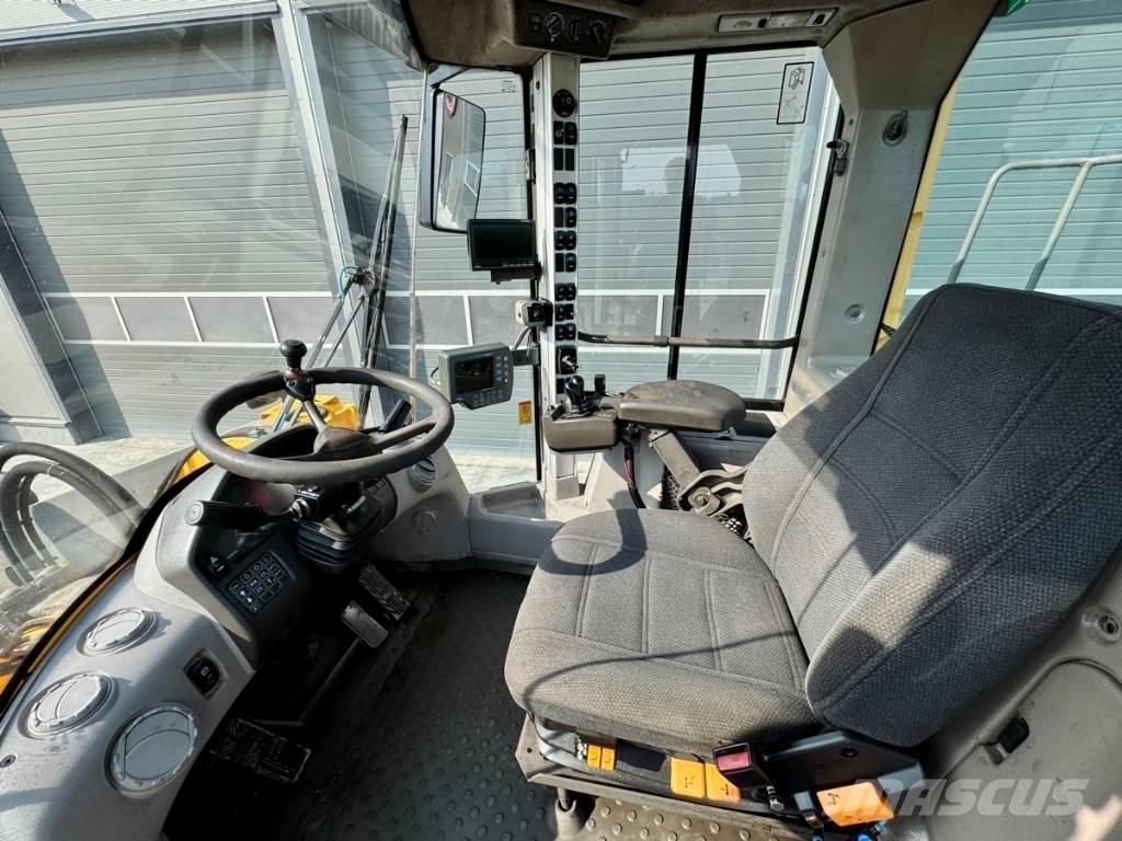 Volvo L 180 F Utovarivači na točkove
