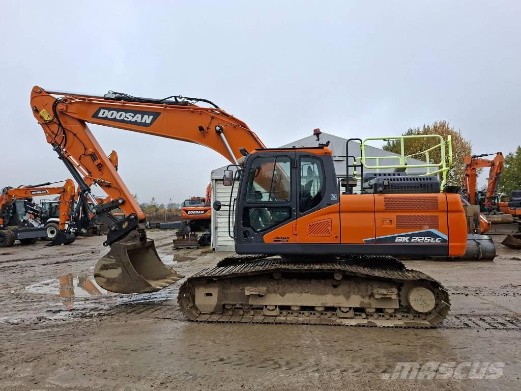 Doosan DX 225 LC Bageri guseničari