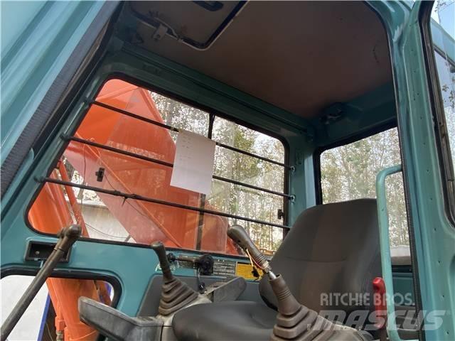 Hitachi EX200-2 Bageri guseničari