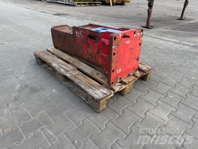 Atlas 380 KG Čekići