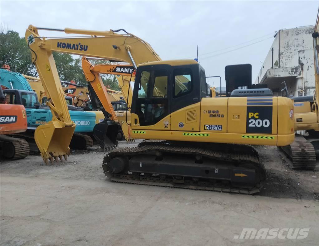 Komatsu PC200-7 Bageri guseničari