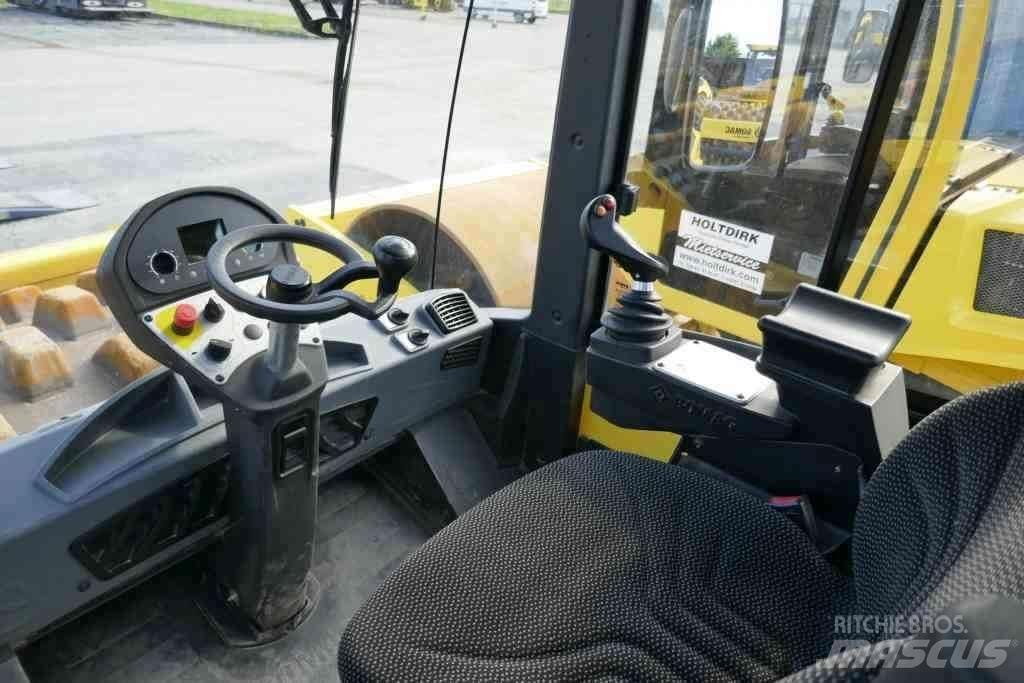 Bomag BW 219 PDH-5 Nabijači zemlje