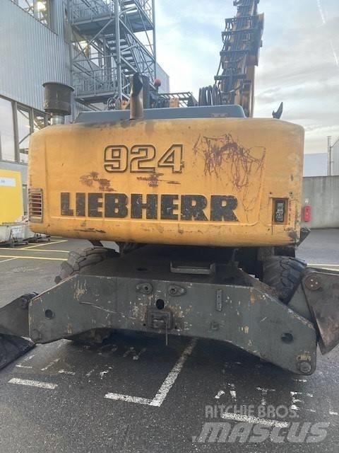 Liebherr 924C-LI Bageri točkaši