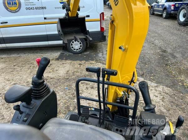 New Holland E17C Traktori