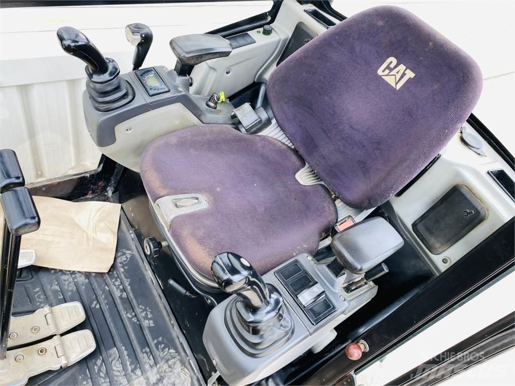 CAT 301.7D Mini bageri < 7t