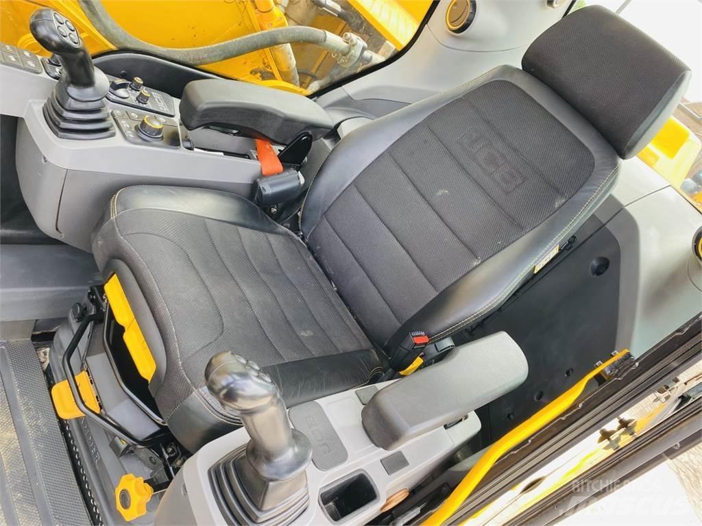 JCB 220X L Bageri guseničari