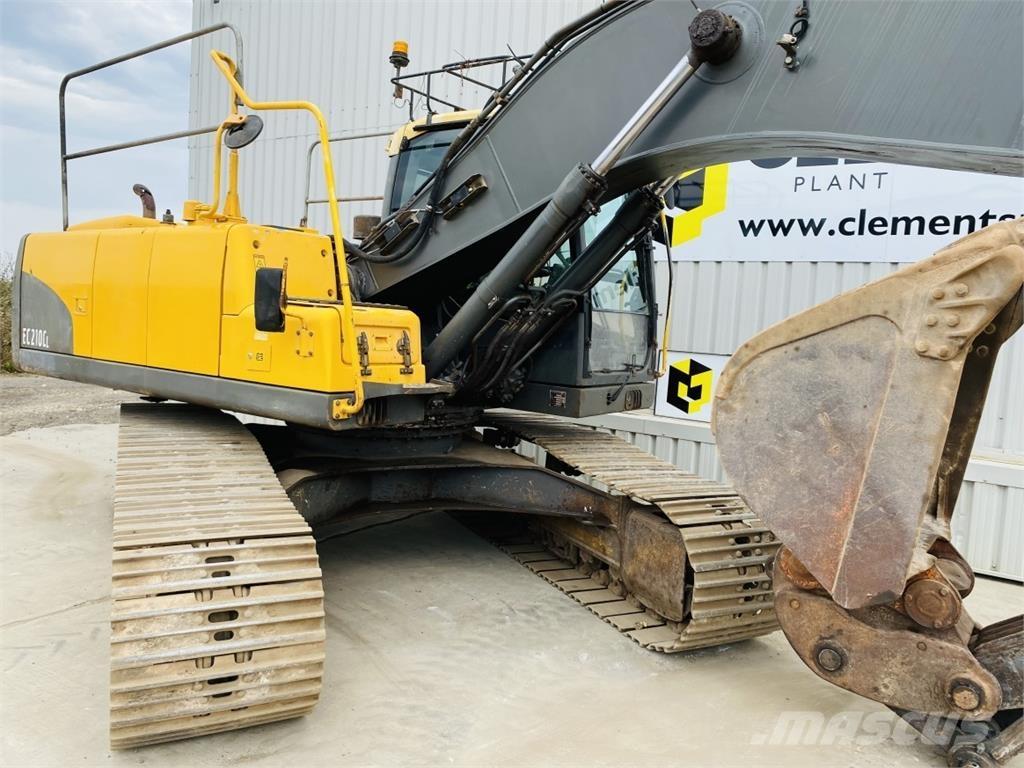 Volvo EC210CL Bageri guseničari