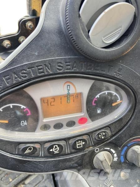 Bobcat E 35 Bageri točkaši