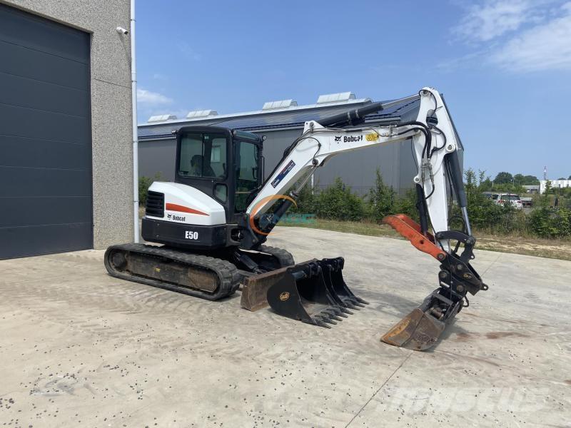 Bobcat E 50 Bageri točkaši