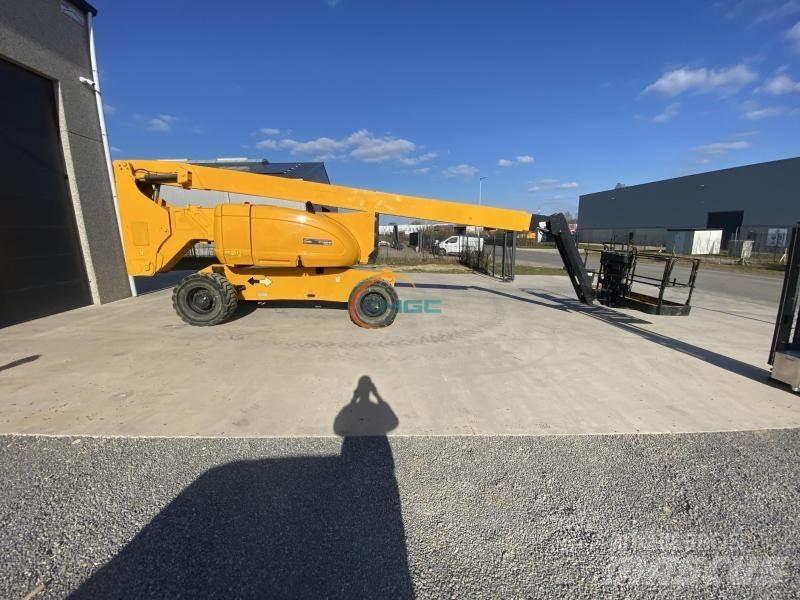 JLG 800AJ Zglobne podizne platforme