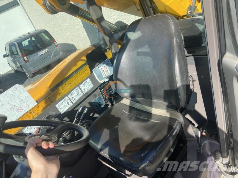 Manitou MT 1440 Teleskopski viljuškari