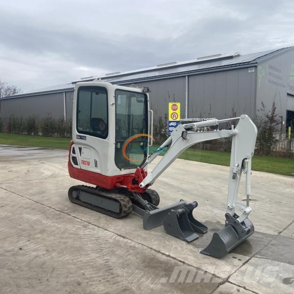 Takeuchi TB216 Bageri točkaši