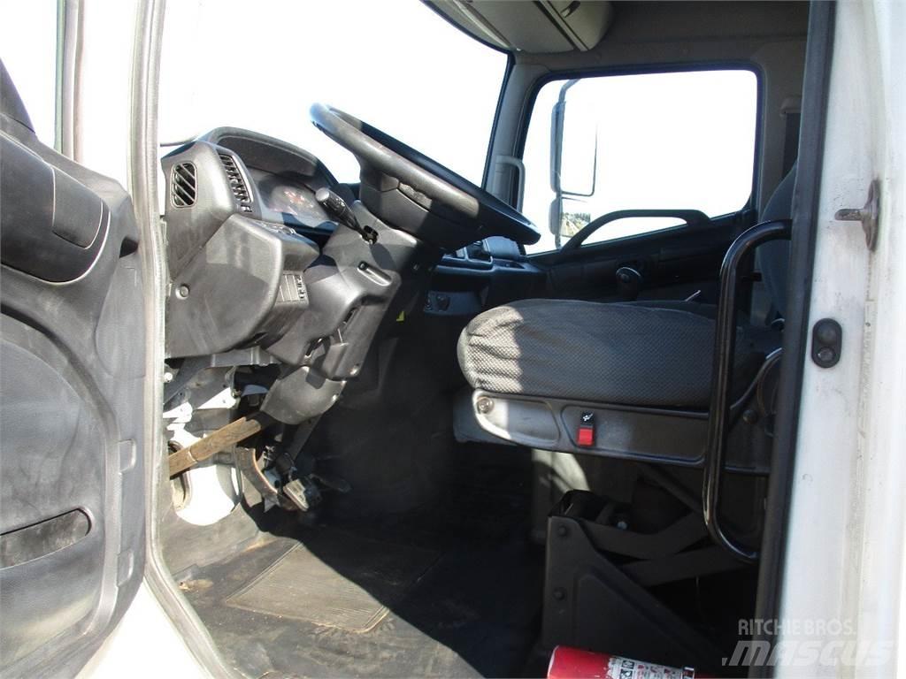 Hino 338 Kamioni za piljevinu