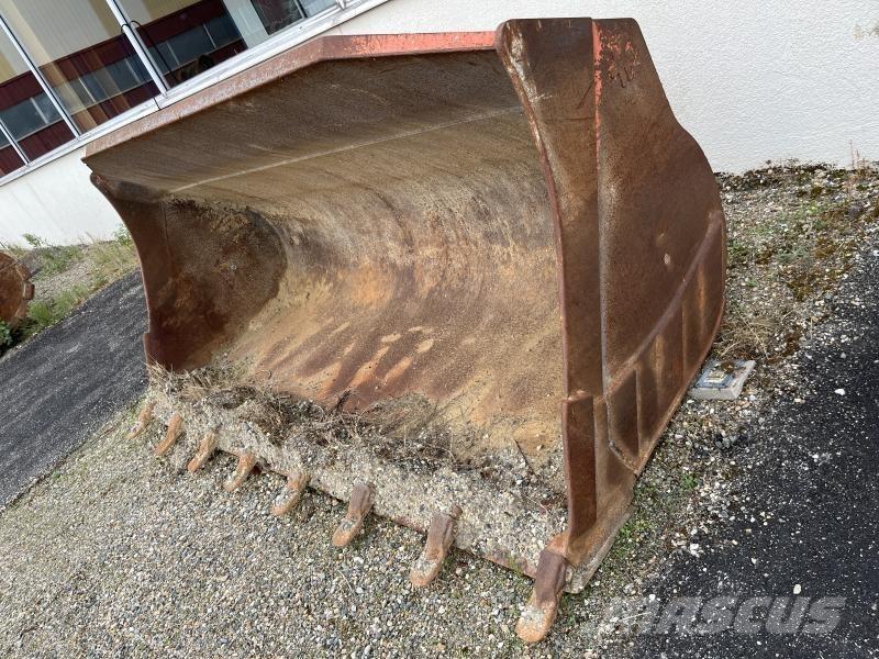 Hitachi ZW310 Kašike / Korpe