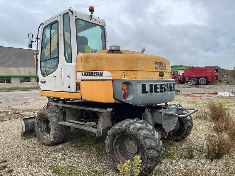 Liebherr A309 Bageri točkaši