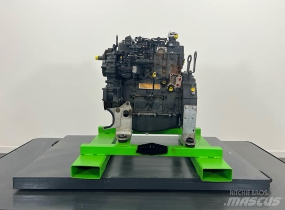 CASE 221E Motori za građevinarstvo