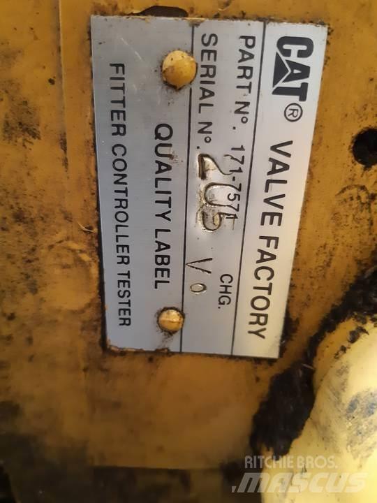 CAT 320B Hidraulika