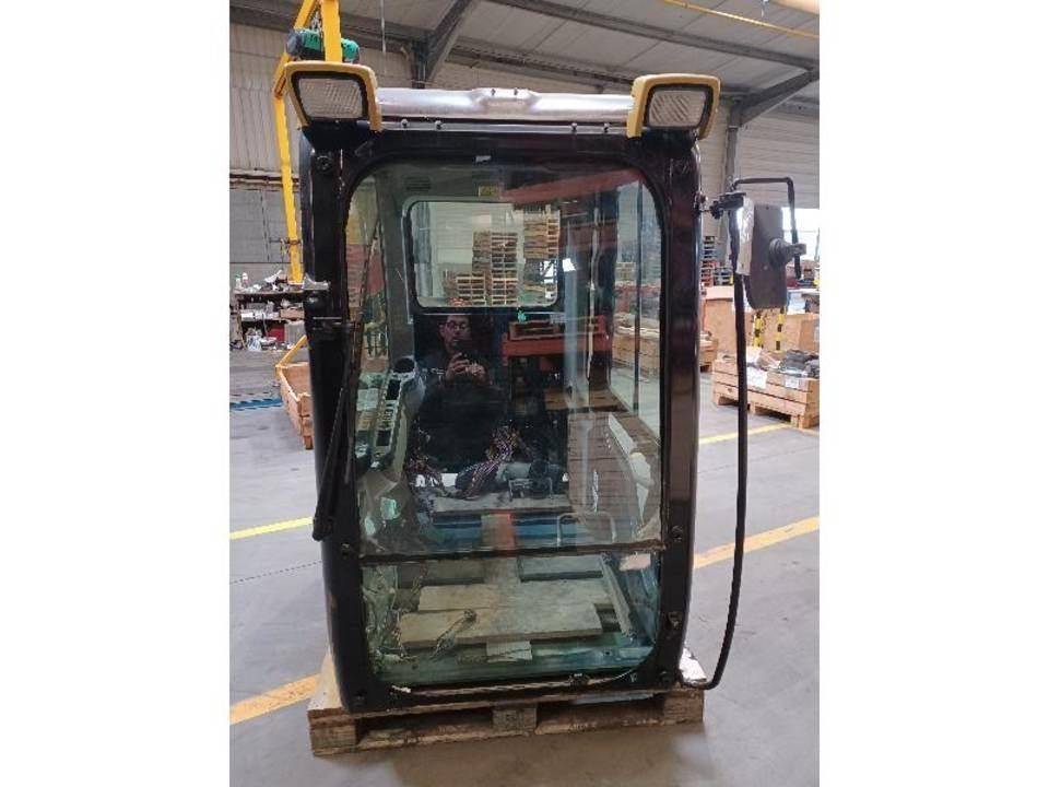 CAT 320DL Kabine i unutrašnjost